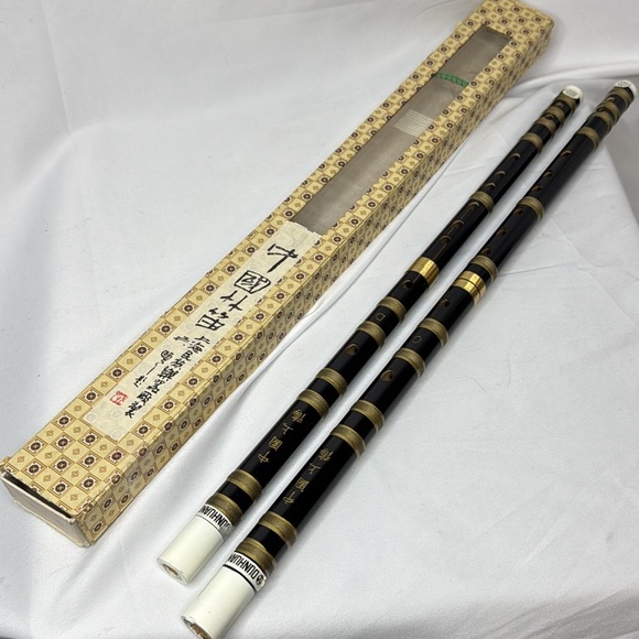Chinese Bamboo Flute by Dunhuang, Professional Transverse with Original Box - Picture 1 of 11